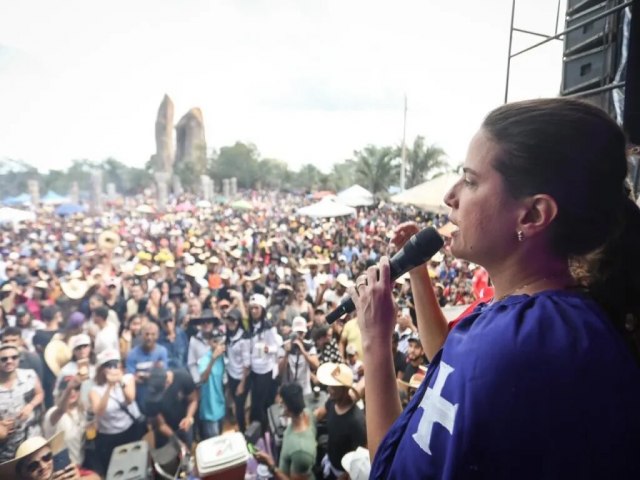 No Serto, Governadora Raquel Lyra participa da Cavalgada  Pedra do Reino