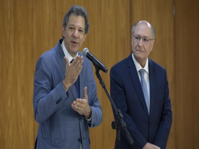 Alckmin e Haddad anunciam programa para barateamento do carro popular com desconto de at R$ 8 mil