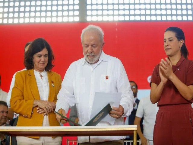 Governadora Raquel Lyra garante emprstimo de R$ 900 milhes para requalificao de rodovias pernambucanas
