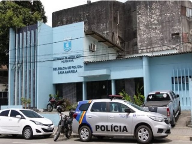Pernambuco: Criminosos invadem casa de juza, rendem famlia, roubam objetos e obrigam vtimas a fazerem PIX