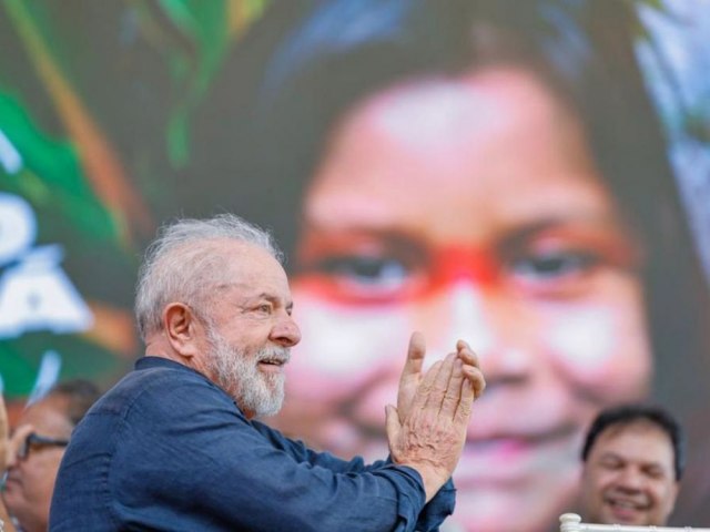 Datafolha: Lula  aprovado por 37% e reprovado por 27% em avaliao estvel aps 5 meses