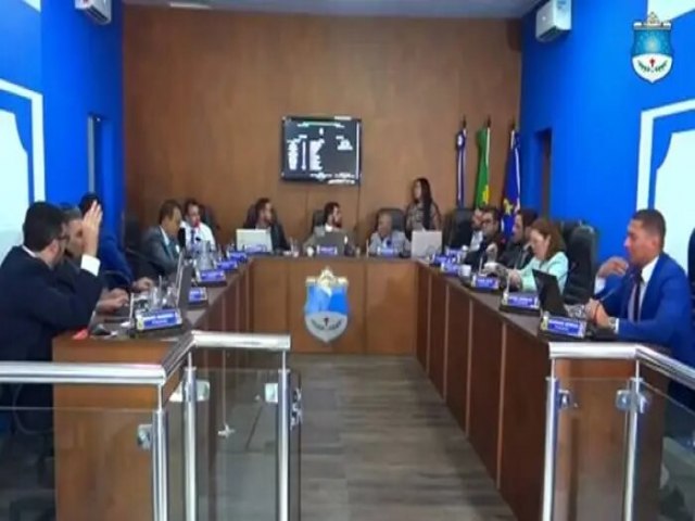 Salgueiro: Pedido de emprstimo do Executivo  arquivado e clima esquenta entre governo e oposio