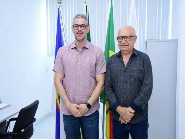 Dr. Marcones se rene com novo superintendente da Codevasf do governo Lula