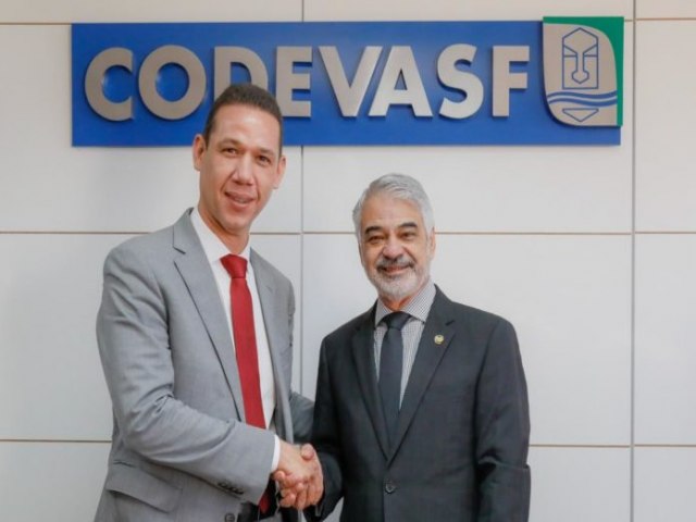 Humberto Costa prestigia posse do novo superintendente regional da Codevasf em Pernambuco