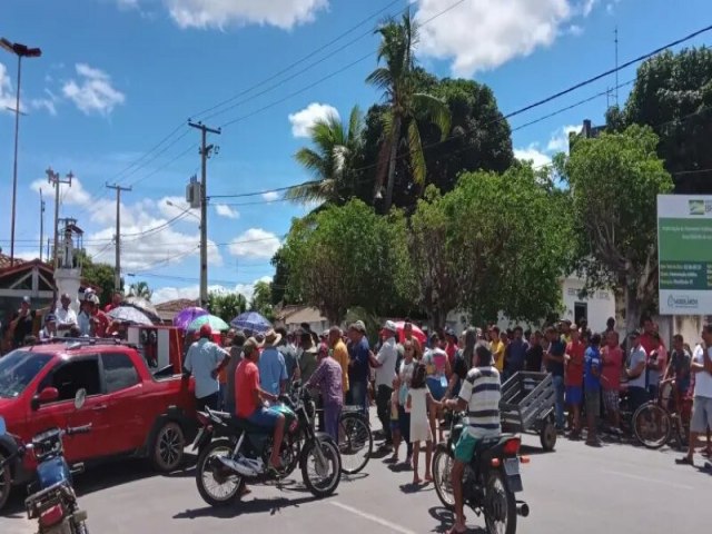 Ato de Manifestao Pblica em Moreilndia por Falta de Abastecimento de gua 