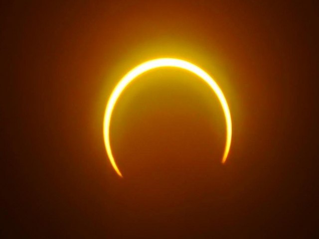 Eclipse solar neste sbado (14): saiba como observar o fenmeno de forma segura