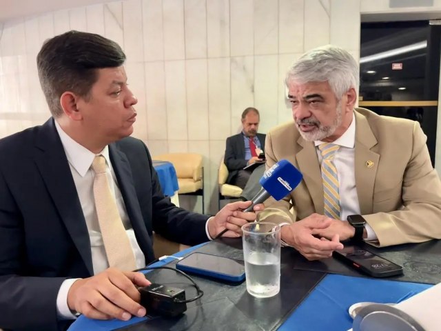 Humberto Costa descarta a possibilidade de ir para o TCU e confirma que pode disputar o Governo de Pernambuco em 2026