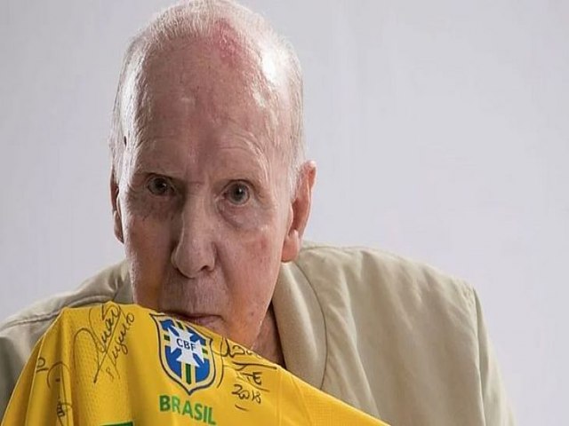 Morte de Zagallo: CBF decreta luto oficial de 7 dias e 1 minuto de silncio em jogos da Copa do Nordeste