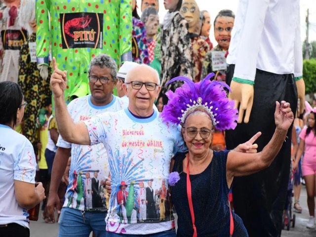 Prefeito Dr. Marcones expressa gratido aos folies e artistas que fizeram o Carnaval de Salgueiro