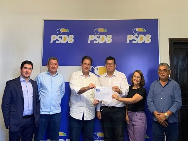 Pr-candidato a prefeito do grupo da situao em Verdejante se filia ao PSDB, partido da governadora Raquel Lyra