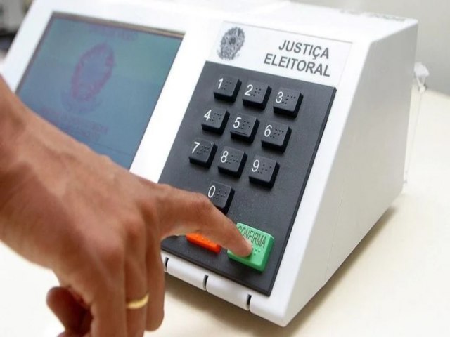 Eleitor pernambucano pode ser atendido em qualquer cartrio eleitoral do Estado