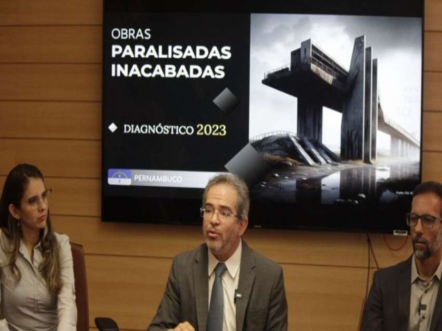 Pernambuco gastou R$ 1,8 bilho em obras pblicas paralisadas em 2023, diz estudo do TCE-PE