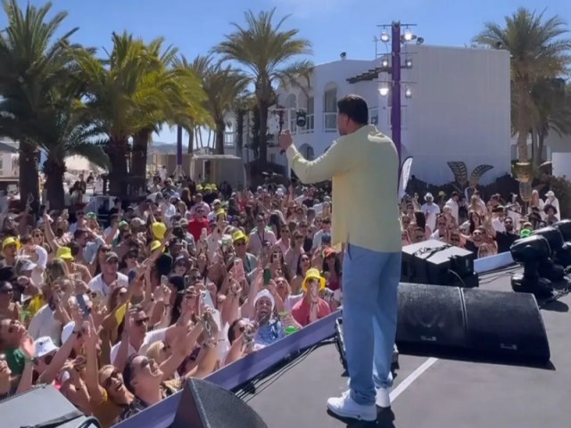 Se apresentando em Ibiza na Espanha, Wesley Safado doa parte de cach para o RS