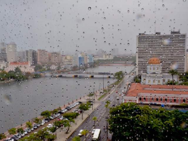 Chuva deve atingir todo Estado de Pernambuco nesta sexta (17); confira previso para o fim de semana