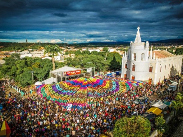 Com expectativa de receber 500 mil visitantes na Festa de Santo Antnio 2024, Barbalha-CE tem 90% da rede de hotelaria ocupada