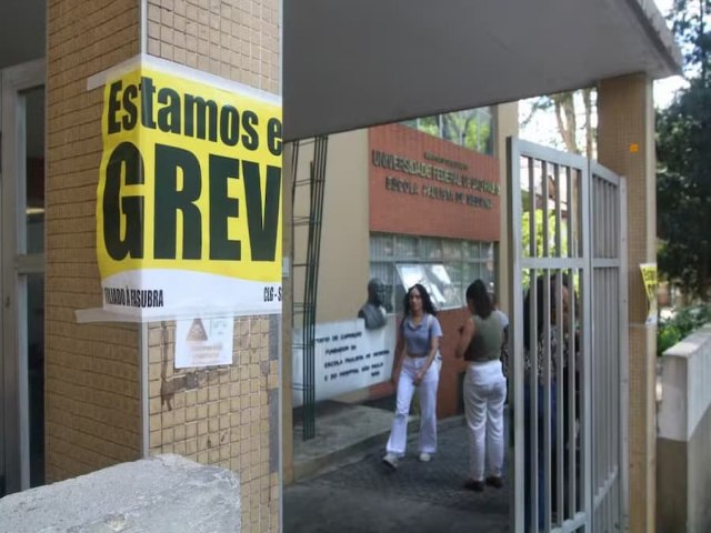 Governo aumenta proposta de reajuste para acabar com greve na educao