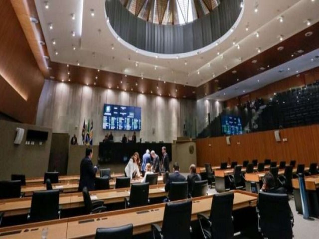 Governo de Pernambuco vai pagar at o dia 5 de julho R$ 60 milhes em emendas para os deputados estaduais