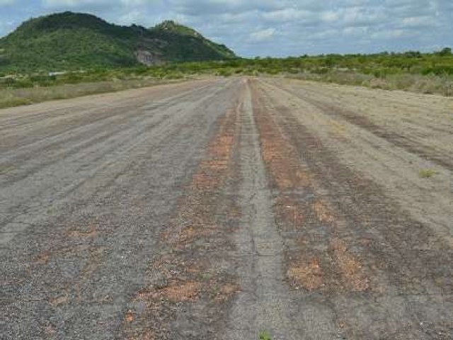 Reforma do Aeroporto de Salgueiro vai permitir a integrao com outros aeroportos do Estado e do Nordeste, anuncia Governo de Pernambuco