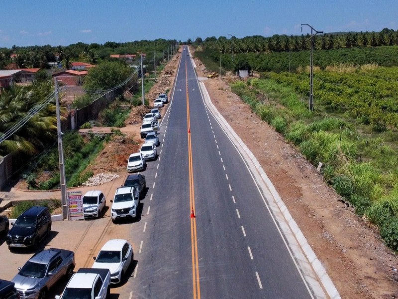 Raquel Lyra programa investir R$ 6 bilhes em pacote de obras em 2025