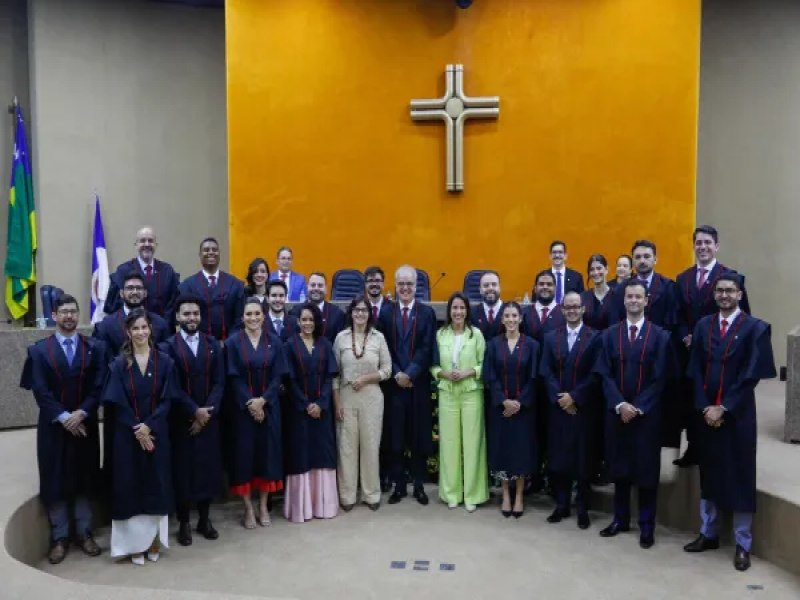 Raquel Lyra participa de cerimnia de posse dos novos promotores de justia