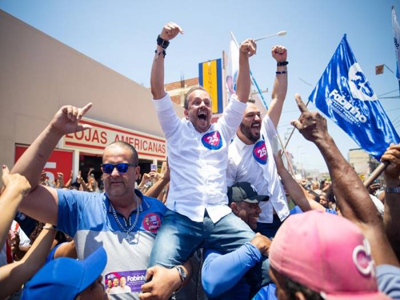 Em Salgueiro, pesquisa aponta vitria de Fabinho Lisandro contra Dr.Marcones