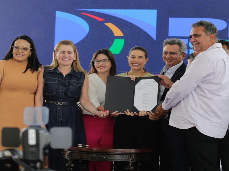 Deputada estadual celebra conquistas para Moreilndia e Ouricuri (Barra de So Pedro), no Serto, atravs do PE na Estrada