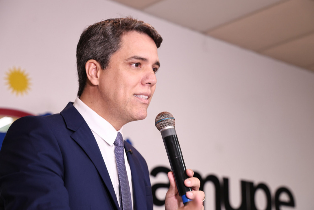 Amupe convoca prefeitos e prefeitas para assembleia extraordin�ria para discutir LOA e Compesa 