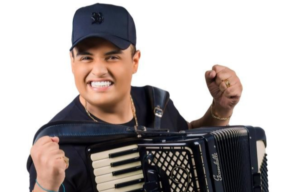 Fabinho anuncia Tarc�sio do Acordeon como primeira atra��o confirmada do S�o Jo�o de Salgueiro 