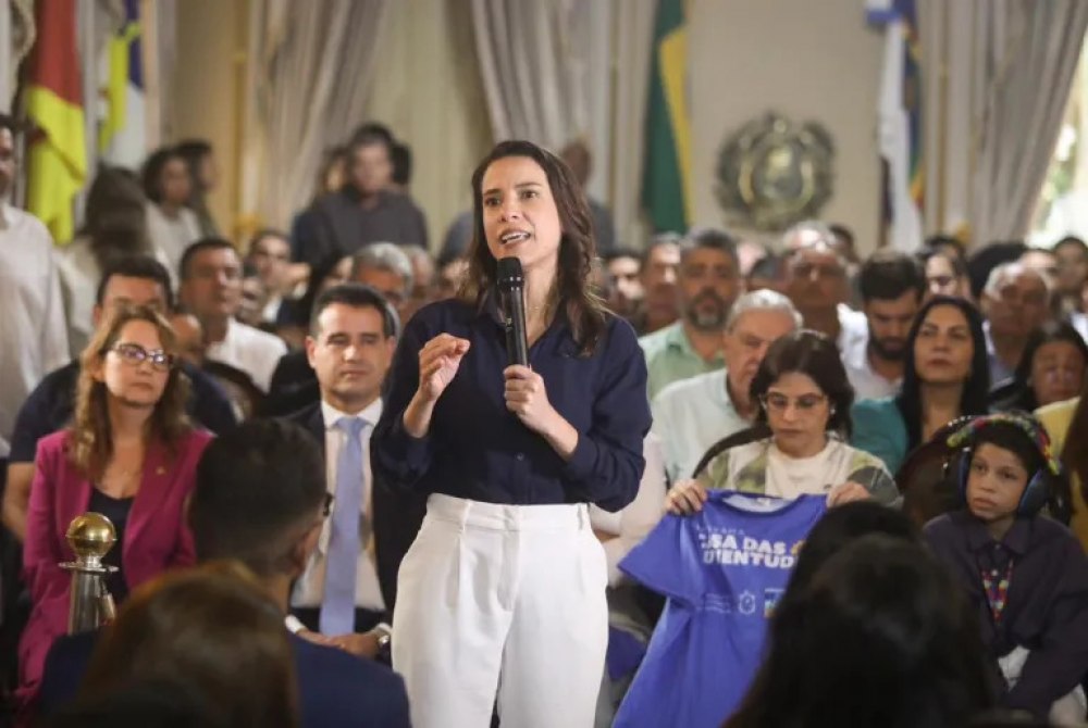 Casas das Juventudes: governadora Raquel Lyra entrega kits de equipamentos e mobili�rio para mais de 60 munic�pios e garante funcionamento dos espa�os
