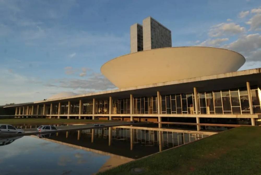 Congresso promulga LDO de 2027 com sal�rio m�nimo de R$ 1.717