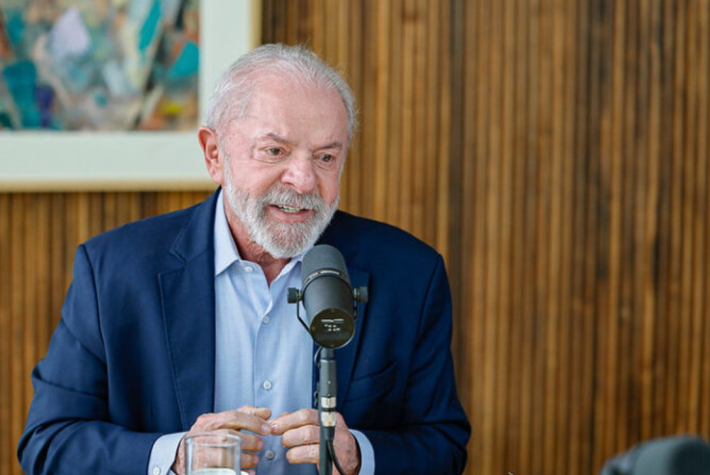 Lula sanciona lei que facilita acesso � CNH