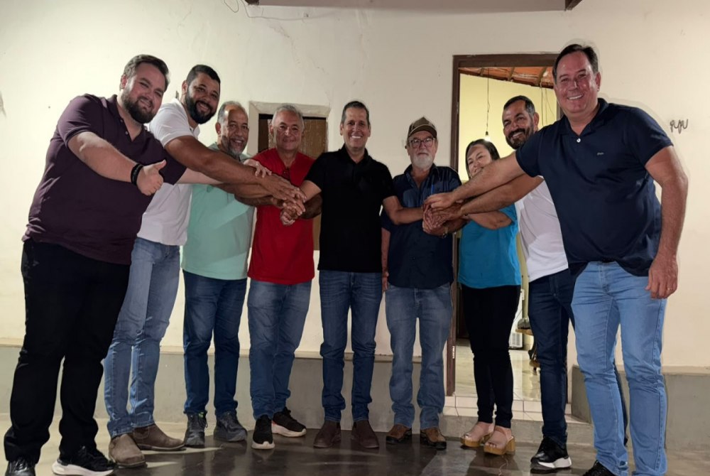 Fabrizio Ferraz fortalece projeto para 2026 e amplia base com adesão de grupo de oposição de Terra Nova Fabrizio Ferraz fortalece projeto para 2026 e amplia base com adesão de grupo de oposição de Terra Nova