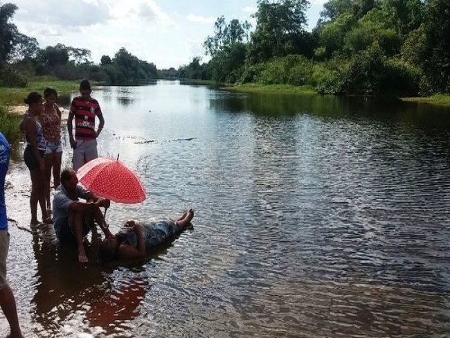 Mulher morre afogada ao tentar atravessar Rio Surubim 