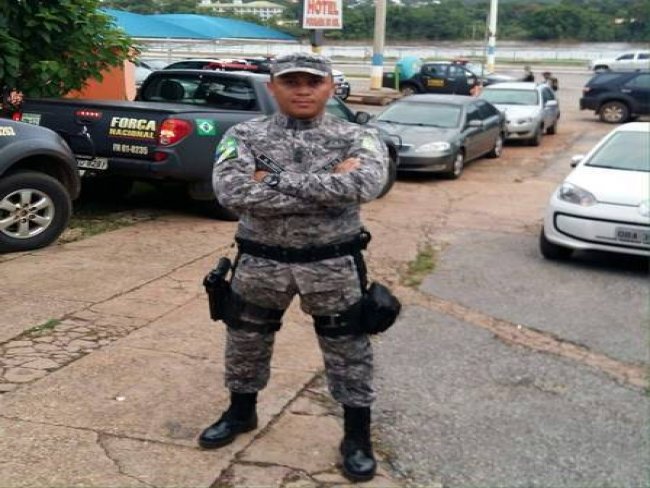 Morre soldado atacado ao entrar por engano em favela do Rio