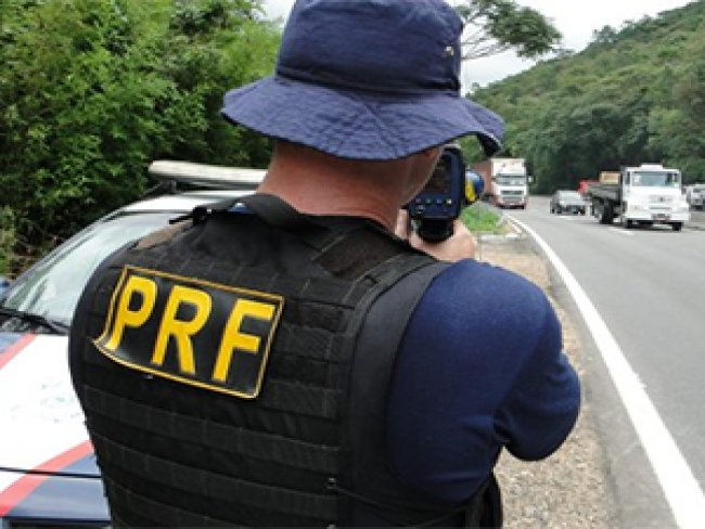 PRF-PI divulga parcial de 'operação' com uma morte e 13 pessoas presas