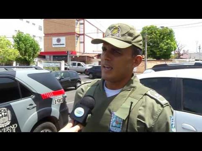 Vídeo: Patrão flagra funcionário roubando Distribuidora de Gás