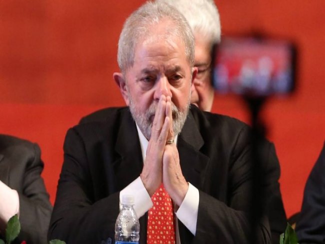 Lula tem 34%, Bolsonaro, 17% e Marina, 9%, aponta pesquisa Datafolha