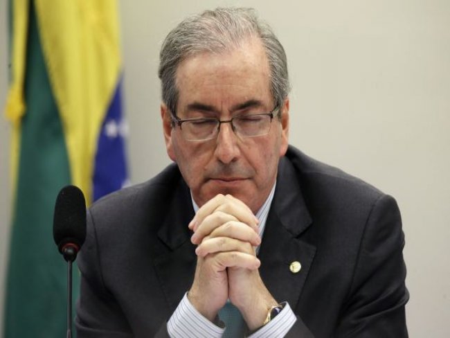 MPF pede pena de 386 anos de prisão para Cunha e 78 para Henrique Alves