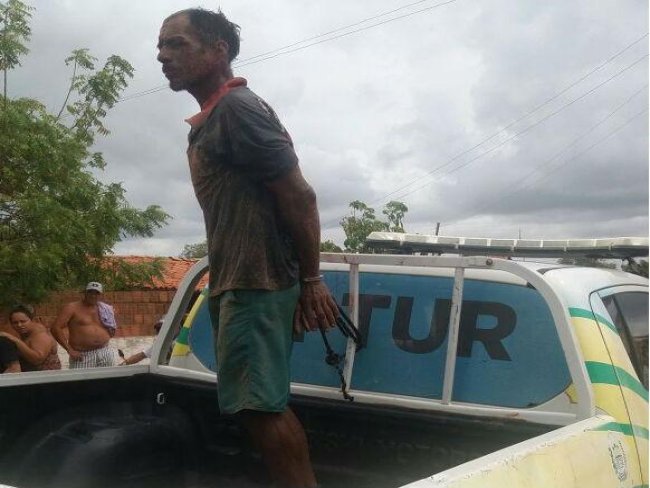 Homem mata esposa e enteado com golpes de foice no litoral do Piauí: ATENÇÃO IMAGENS FORTES