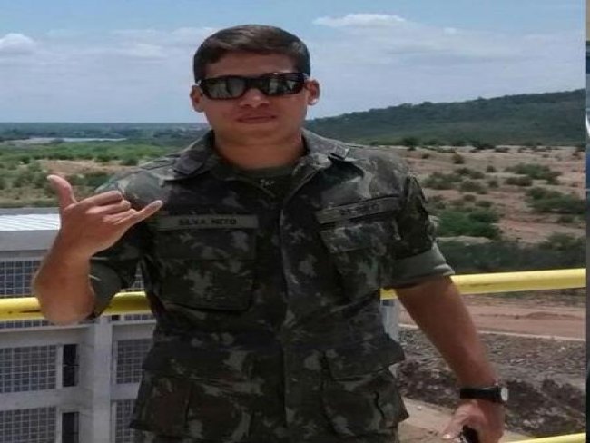 Justiça manda libertar ex-tenente acusado de assassinar Iarla Lima