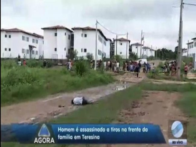 Homem é assassinado na frente do filho no residencial Torquato Neto