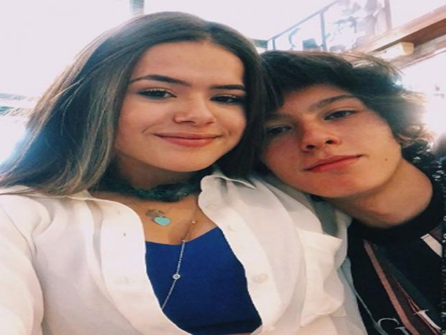 Aos 15 anos, Maísa Silva assume seu primeiro namorado