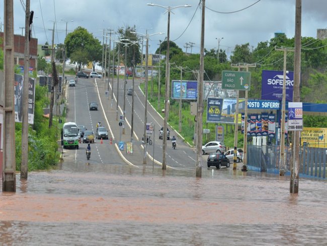 Prefeitura vai decretar estado de calamidade por causa das chuvas em Teresina