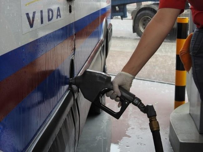 Petrobras reduz preço da gasolina em 1,1% nesta sexta-feira (22)