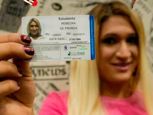 Travestis e transexuais já podem alterar nomes nos cartórios do Piauí