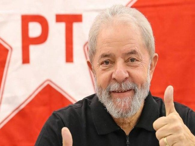 Candidatura de Lula a presidente é registrada junto ao TSE