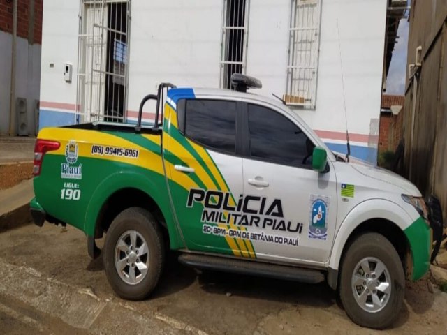 Homem é preso após agredir filha de 11 anos e portar arma de fogo no Piauí