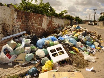 Prefeitos pedem mais 180 dias para extinção de lixões em Pernambuco