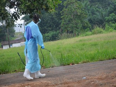 Surto de ebola já matou 961 pessoas