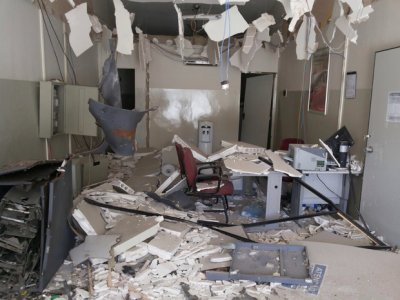 Em Casinhas, caixa eletrônico de posto de atendimento bancário é explodido